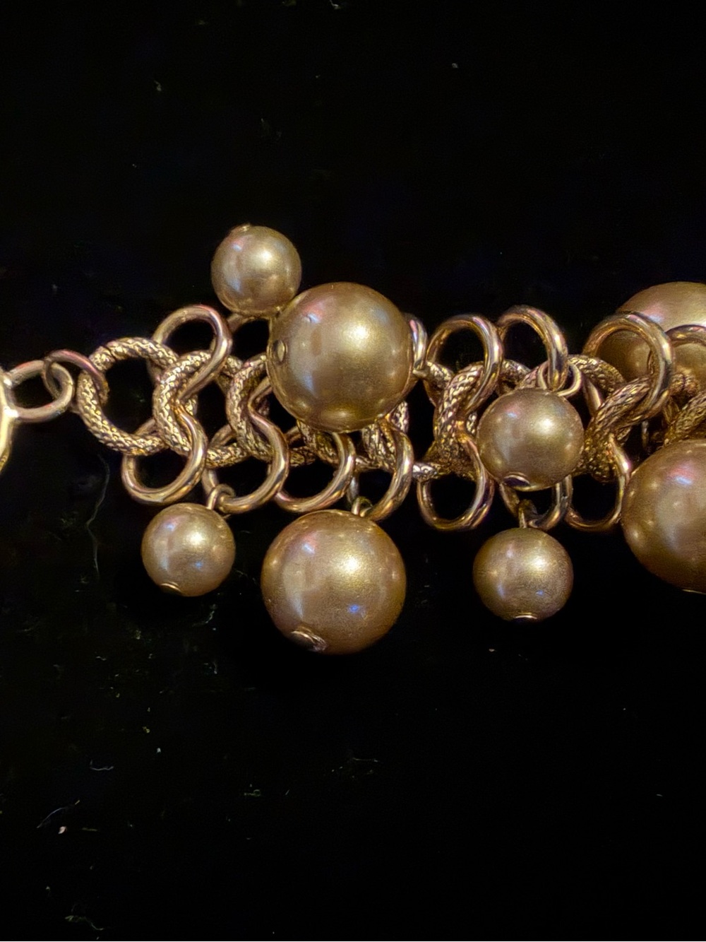 Vintage Kenneth Jay Lane KJL Gold Dangle Pearl Bracelet - Picture 2 of 7